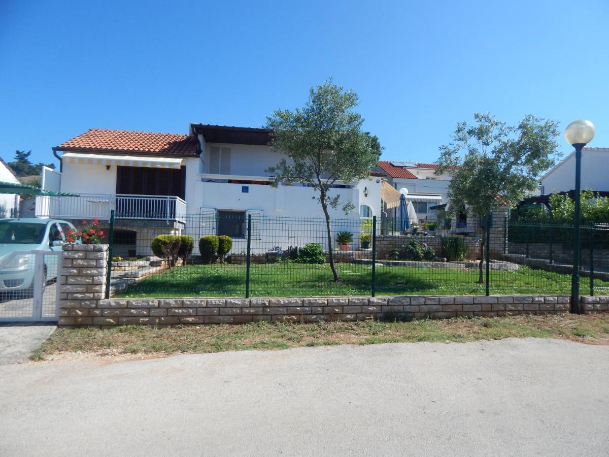 Apartman Duje Petrčane Zewnętrze zdjęcie